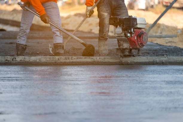 Best Concrete Walkway Installation  in Hillsboro Beach, FL